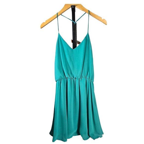 Chic Green Mini Boho Dress - Picture 1 of 5